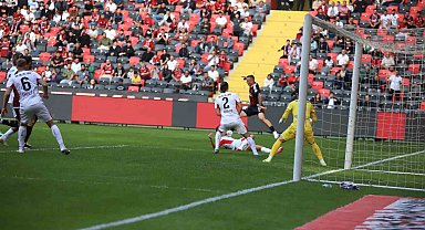 Trendyol Süper Lig: Gaziantep FK: 0 - Çorum FK: 1