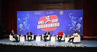 Türk futbolunun efsane isimleri, spor şehri Kahramanmaraş'ta buluştu