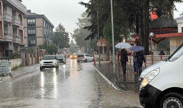 Türkiye'nin en çok yağış alan 3'üncü şehri Düzce oldu