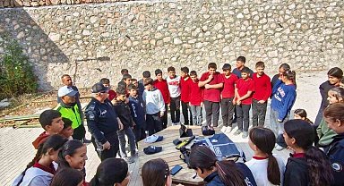 Tut'ta öğrencilere trafik eğitimi verildi