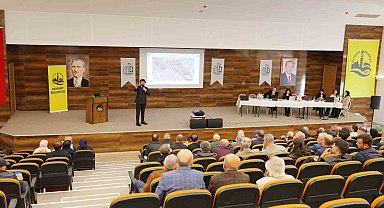 Tuzcuzade Mahallesi Kentsel Dönüşüm Projesi hak sahiplerine anlatıldı