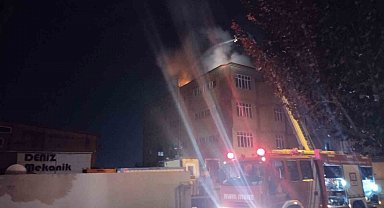 Tuzla'da ayakkabı fabrikasında yangın