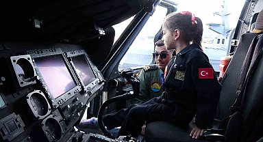 Uçakları camdan izliyordu, TEKNOFEST'te kokpite oturdu: 6 yaşındaki Meryem'in F-16 hayali