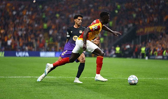 UEFA Şampiyonlar Ligi: Galatasaray: 1 - Barcelona: 1