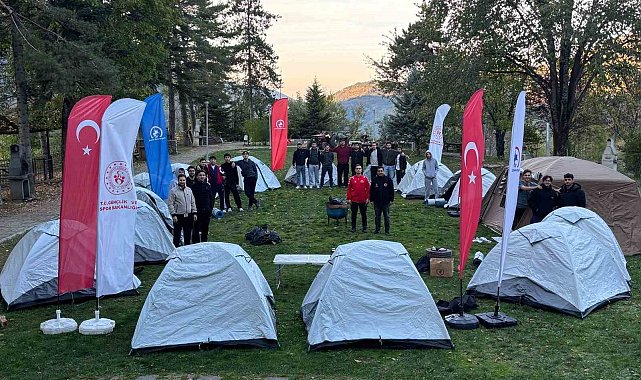 Üniversiteli gençlere Samandere kampı