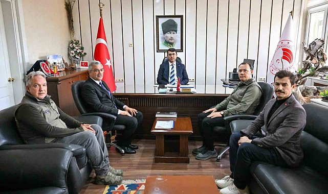 Uşak Valisi Kartal, Orman İşletme Müdürlüğü ve DKMP'yi ziyaret etti