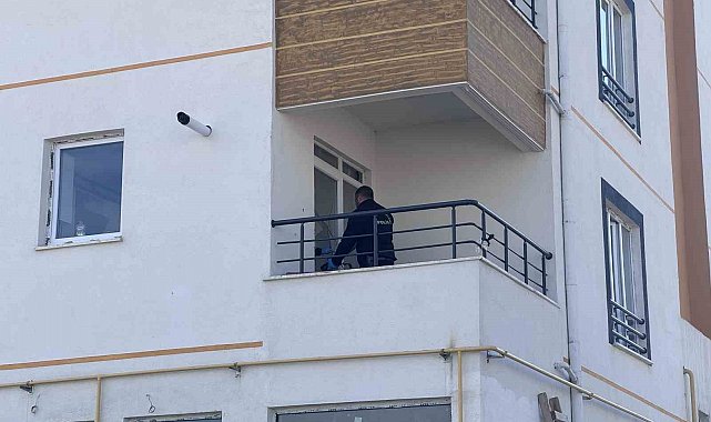 Uzaklaştırma kararı bitti eve merdivenle girdi