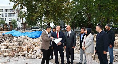 Vali Küçük, Arkeoloji Müzesi inşaatında incelemelerde bulundu