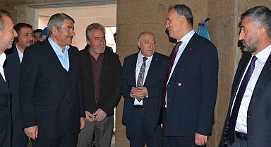 Vali Önder Bozkurt Patnos'ta Seyir Tepesi'ne hayran kaldı