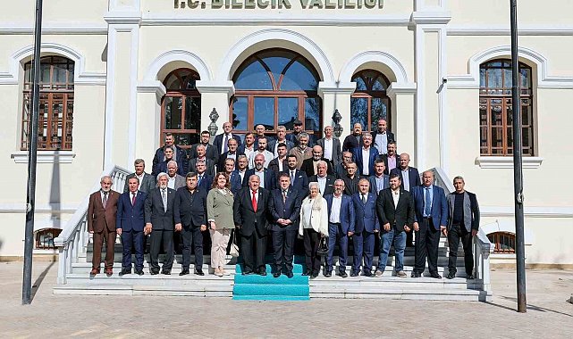 Vali Sözer, muhtarlarla bir araya geldi