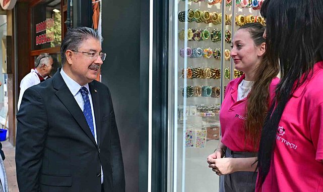 Vali Yılmaz, İsmet İnönü-1 Caddesi esnafını ziyaret etti