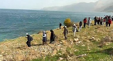 Van Gölü kıyılarında doğa ve çevre farkındalığı etkinliği