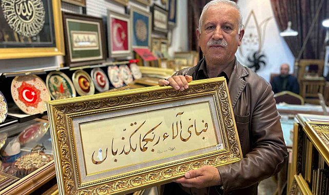 Vanlı hattat, ecdadın sanatını geleceğe taşıyor