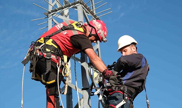 VEDAŞ çalışanlarına yüksekte çalışma ve kurtarma eğitimi