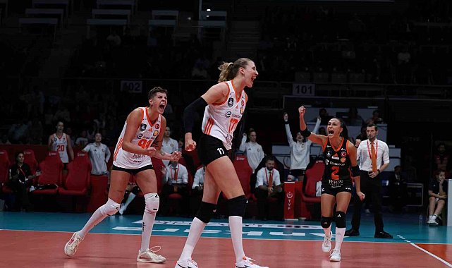 Vodafone Sultanlar Ligi: İlbank: 0 - Eczacıbaşı Peron İstanbul: 3
