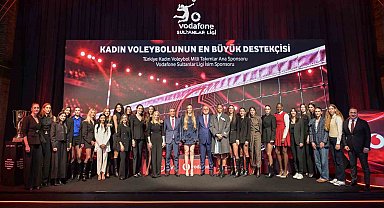 Vodafone, Türk kadın voleyboluna desteğini 3 yıl daha sürdürecek
