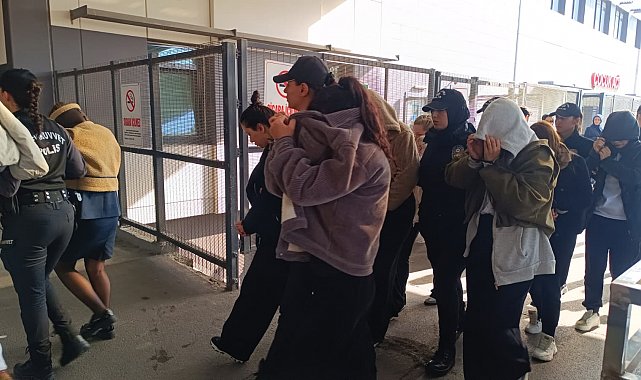 Yasa dışı üreme ticareti operasyonunda gözaltına alınan 44 şüpheli sağlık kontrolünden geçirildi
