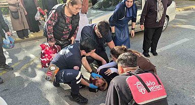 Yaşlı kadına çarpan gencin panik anları