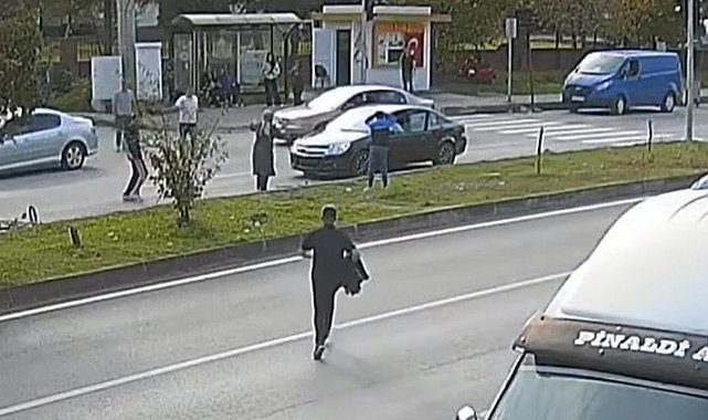 Yaya geçidinde bisikletli çocuğa otomobil çarptı: 1 yaralı
