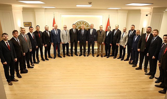 Yeni yönetim Vali Makas ile bir araya geldi