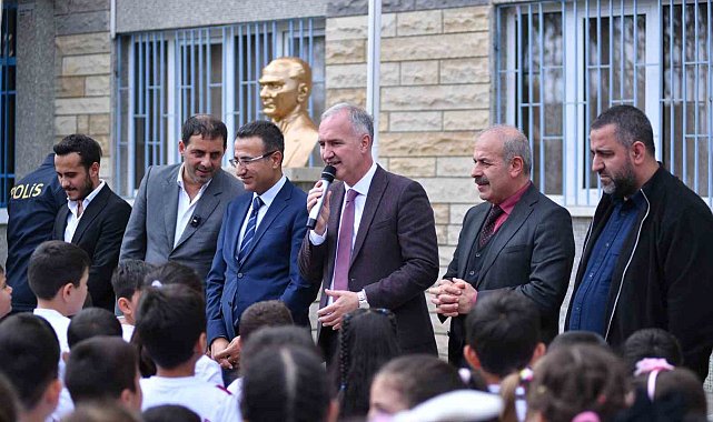 Yeniceköy'de 750 öğrenci İnegölspor formasına kavuştu