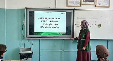 Yeşilay Kars Şubesi'nden öğrencilere sağlıklı yaşam sunumu