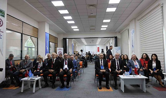YÖKAK ve Fırat Üniversitesi iş birliğiyle "Değerlendirici Derinleşme Eğitimi"