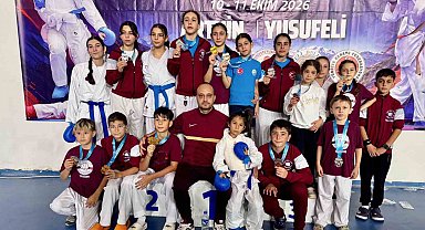 Yusufeli'ndeki karate turnuvasında madalyaları topladılar