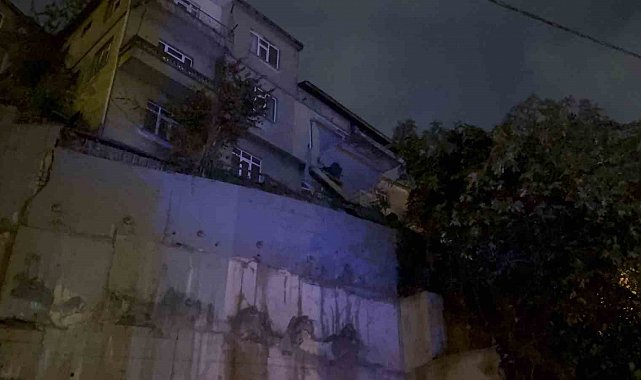 Zonguldak'ta iki katlı binada kısmi göçük meydana geldi