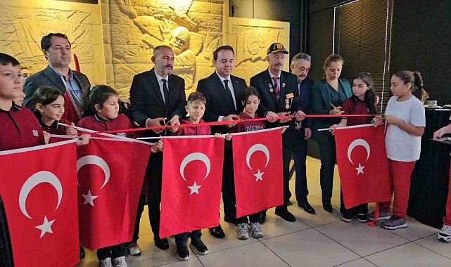 Zonguldak'ta öğrencilerin hazırladığı Çanakkale rölyefi açıldı