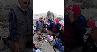 Yılandan Korkan Dayı ????